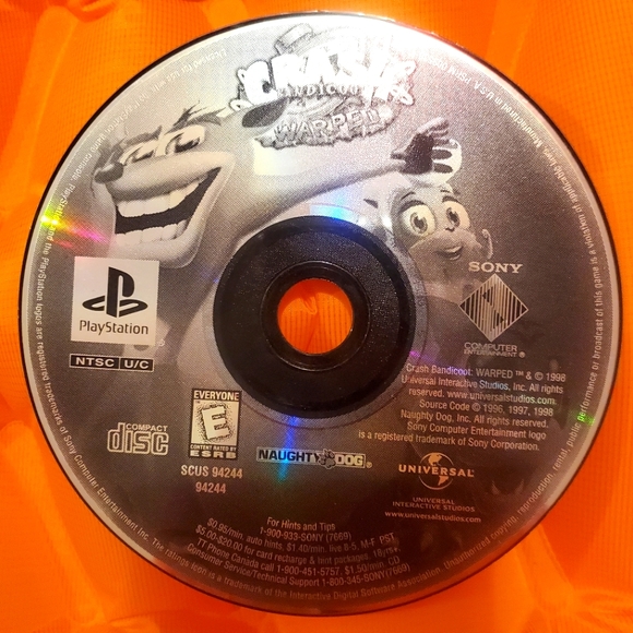 Crash Bandicoot Warped - Picture 1 of 1